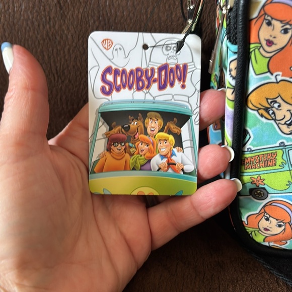 Bioworld Scooby Doo & Gang Crossbody Bag NWT - Picture 5 of 8